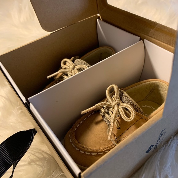 Infant/Toddler Sperry Bluefish Shoes. Size 3M - Picture 8 of 8